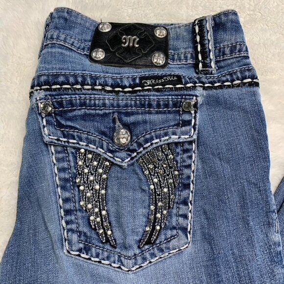 Miss Me fro Buckle Women’s Bling Wings Bootcut Denim Jeans Size 30 x 27” - Picture 1 of 15